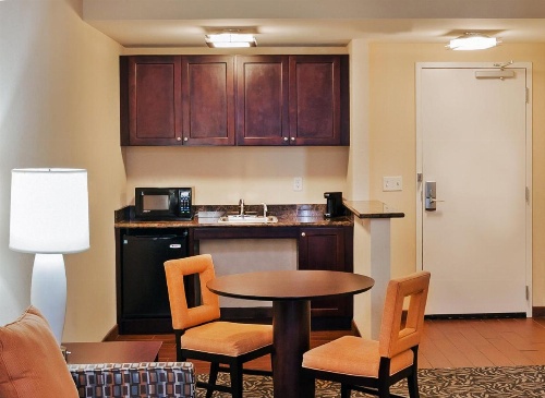 Holiday Inn Ardmore Convention Center image 27