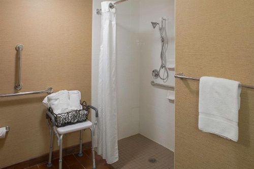 Holiday Inn Ardmore Convention Center image 29