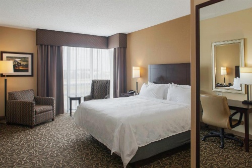 Holiday Inn Ardmore Convention Center image 41